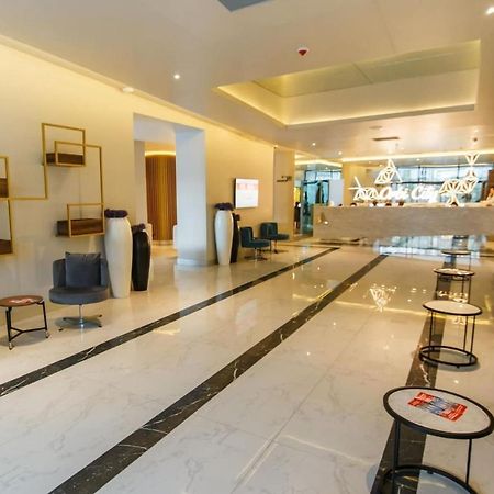 Panoramic Sea And City View Aparthotel In Orbi City Батуми Екстериор снимка
