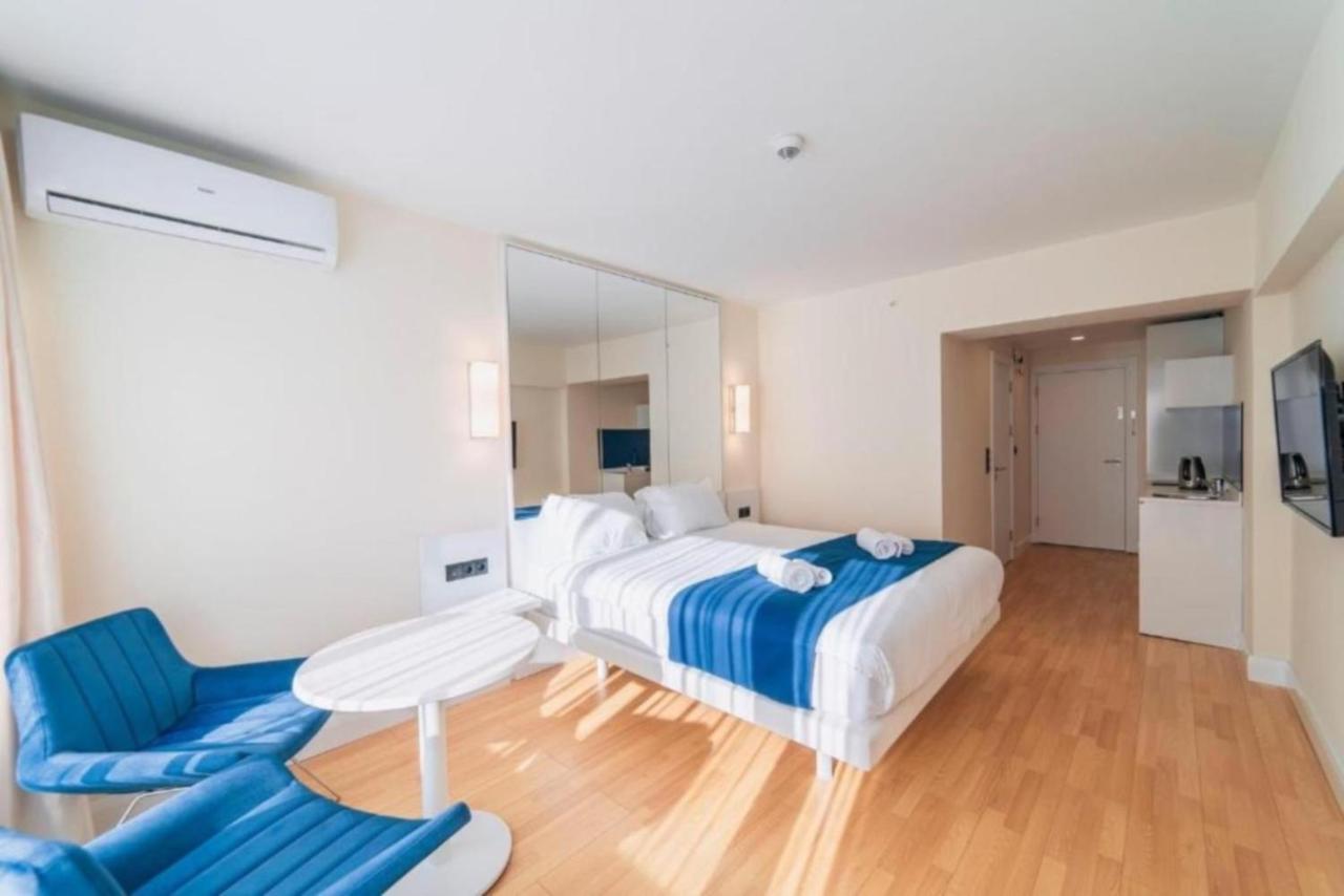 Panoramic Sea And City View Aparthotel In Orbi City Батуми Екстериор снимка