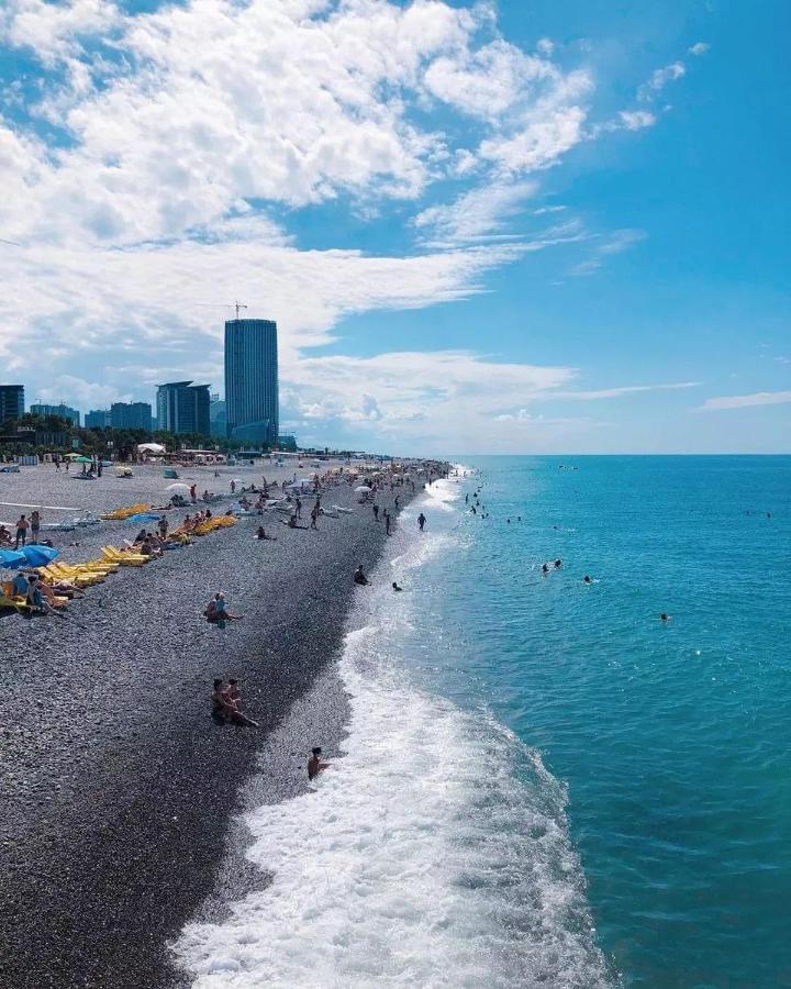 Panoramic Sea And City View Aparthotel In Orbi City Батуми Екстериор снимка